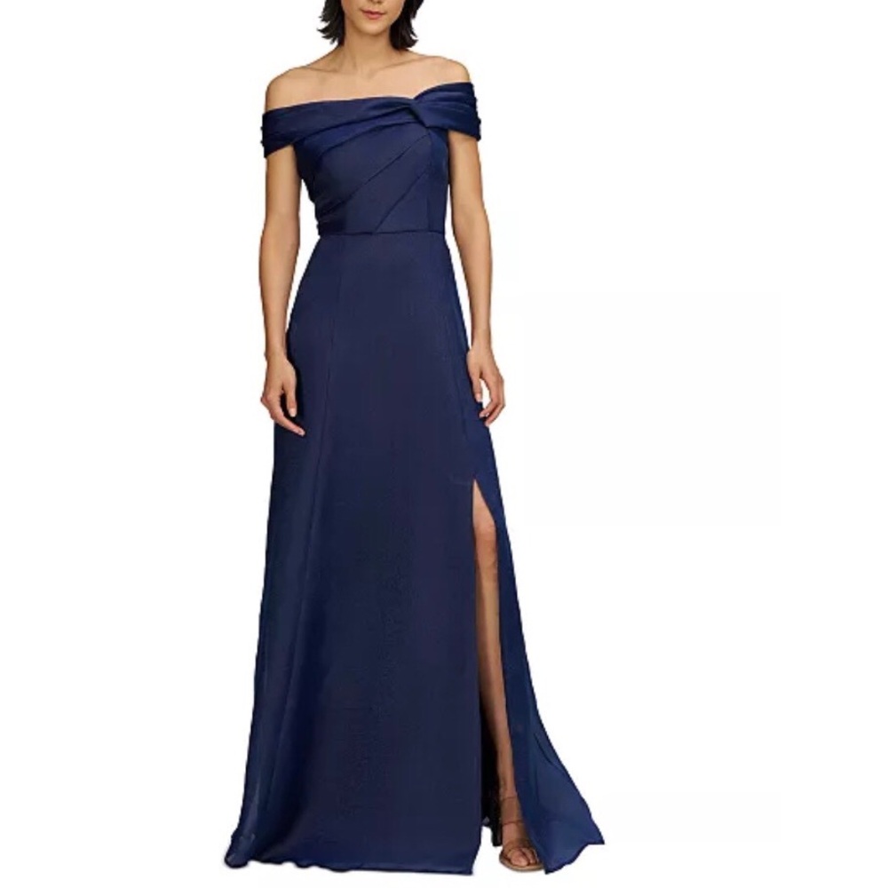 JS Collections Isadora Off The Shoulder Gown Blue Crinkle Fabric Size 0